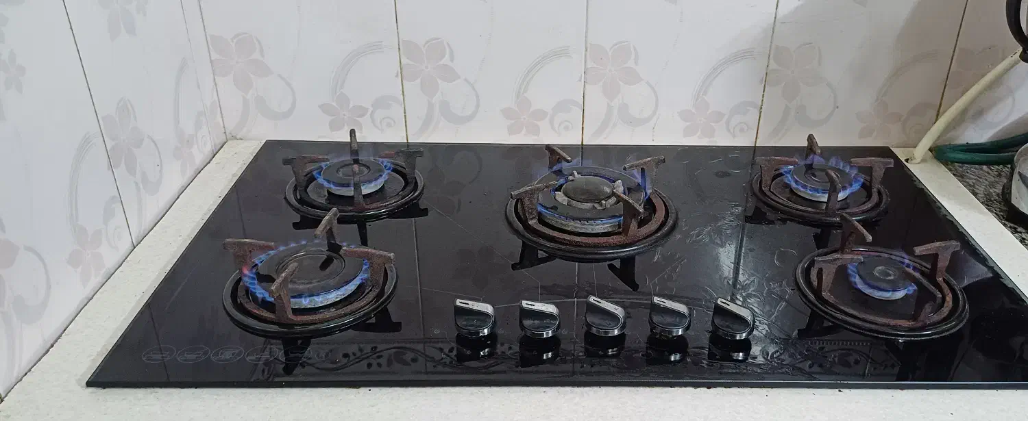 گاز شیشه ای رومیزی ۵ شعله ..کار کرده ..سالم|اجاق گاز و لوازم برقی پخت‌وپز|کلاچای, |دیوار