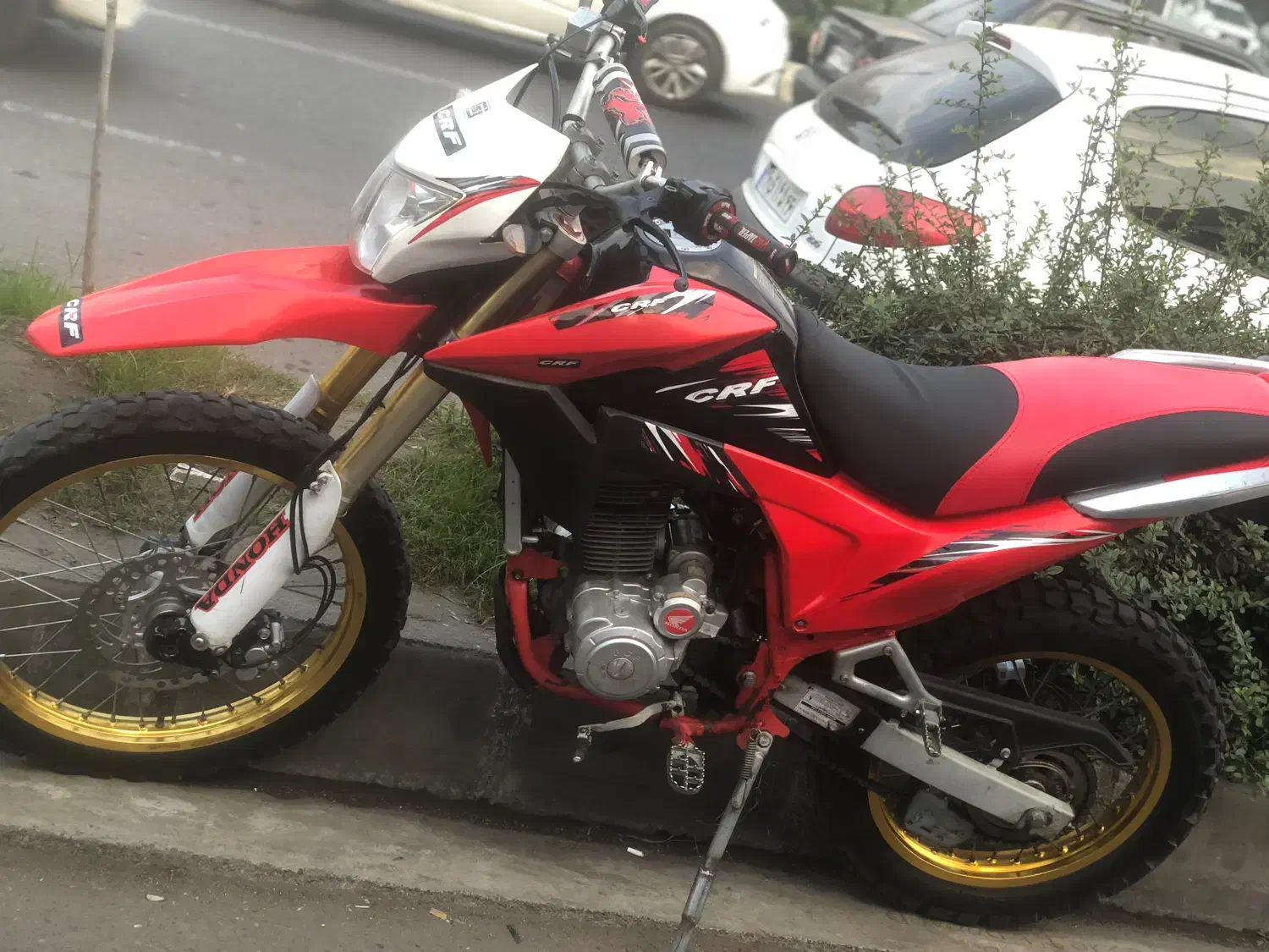 تریل ۲۵۰ برمودا مدل ۹۹|موتورسیکلت|رشت, یخسازی|دیوار