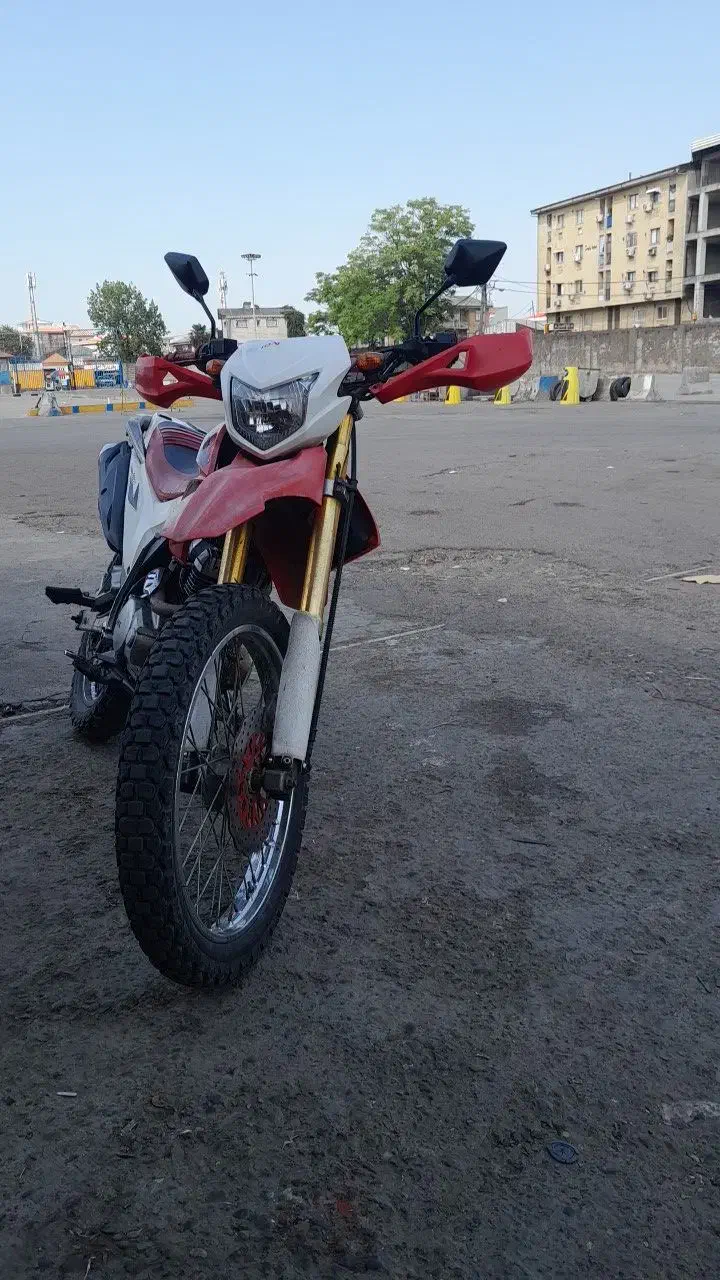 تریل ۲۰۰|موتورسیکلت|رشت, پیرکلاچای|دیوار