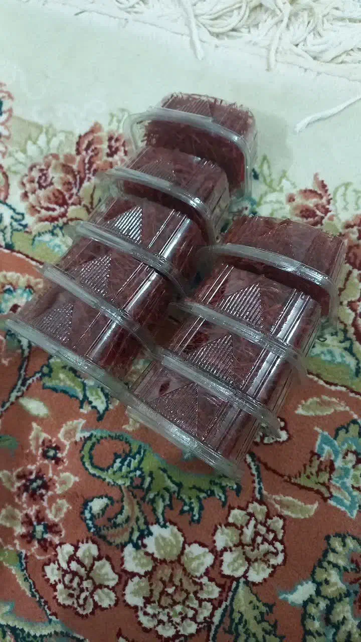 زعفران خالص از کاشت تا برداشت مال خودمونه|خوردنی و آشامیدنی|گنبد کاووس, |دیوار