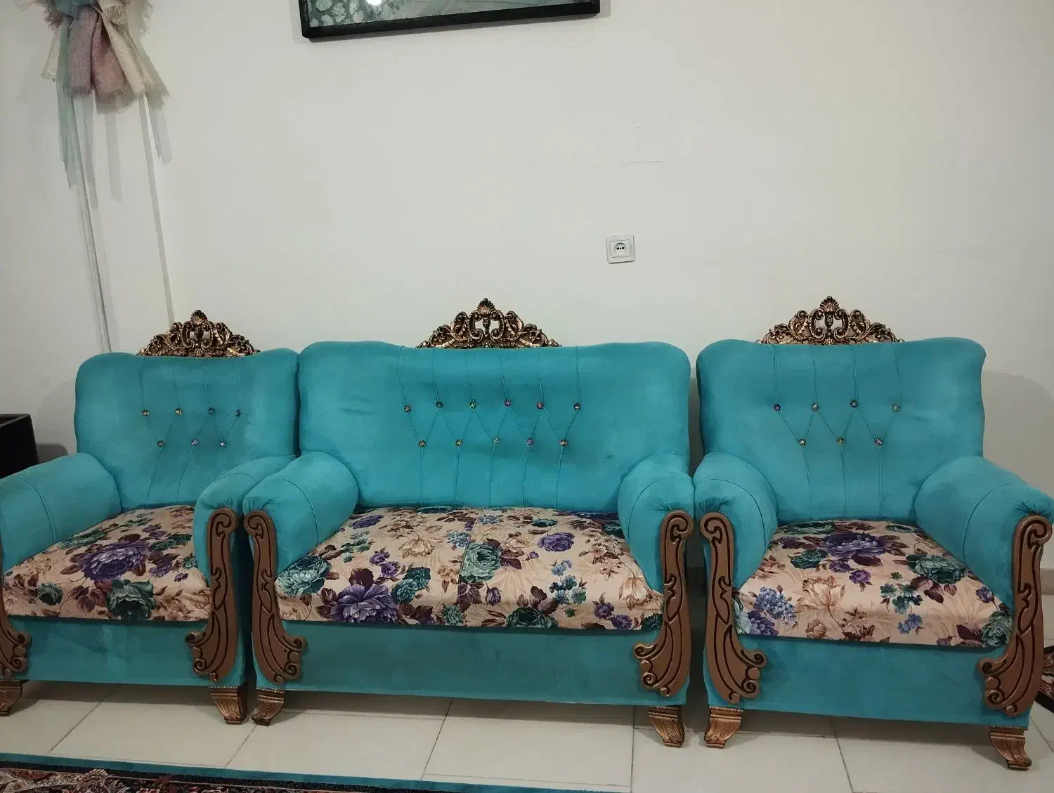 مبلمان|مبلمان خانگی و میز عسلی|محمدشهر, ولدآباد بزرگ|دیوار