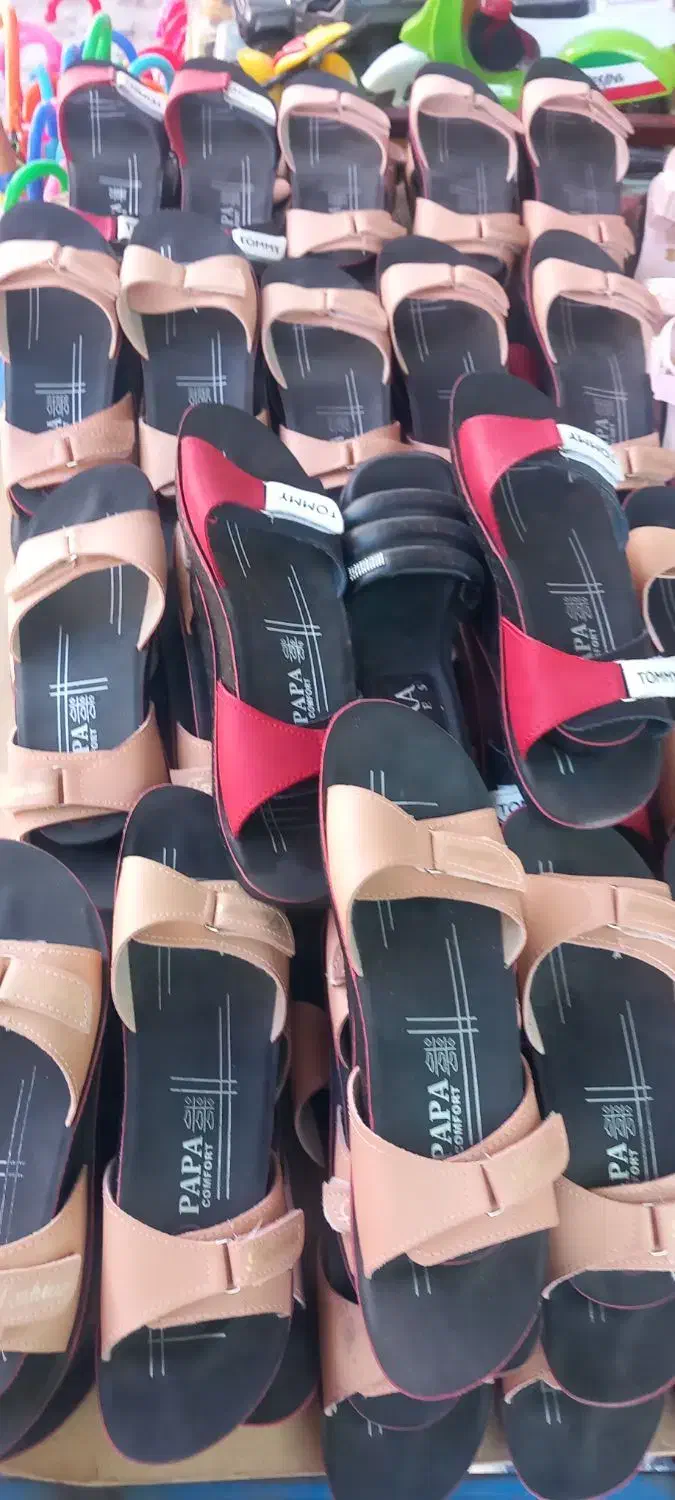 ۱۵۰جفت صندل حراج|کیف، کفش، کمربند|خرمآباد, |دیوار