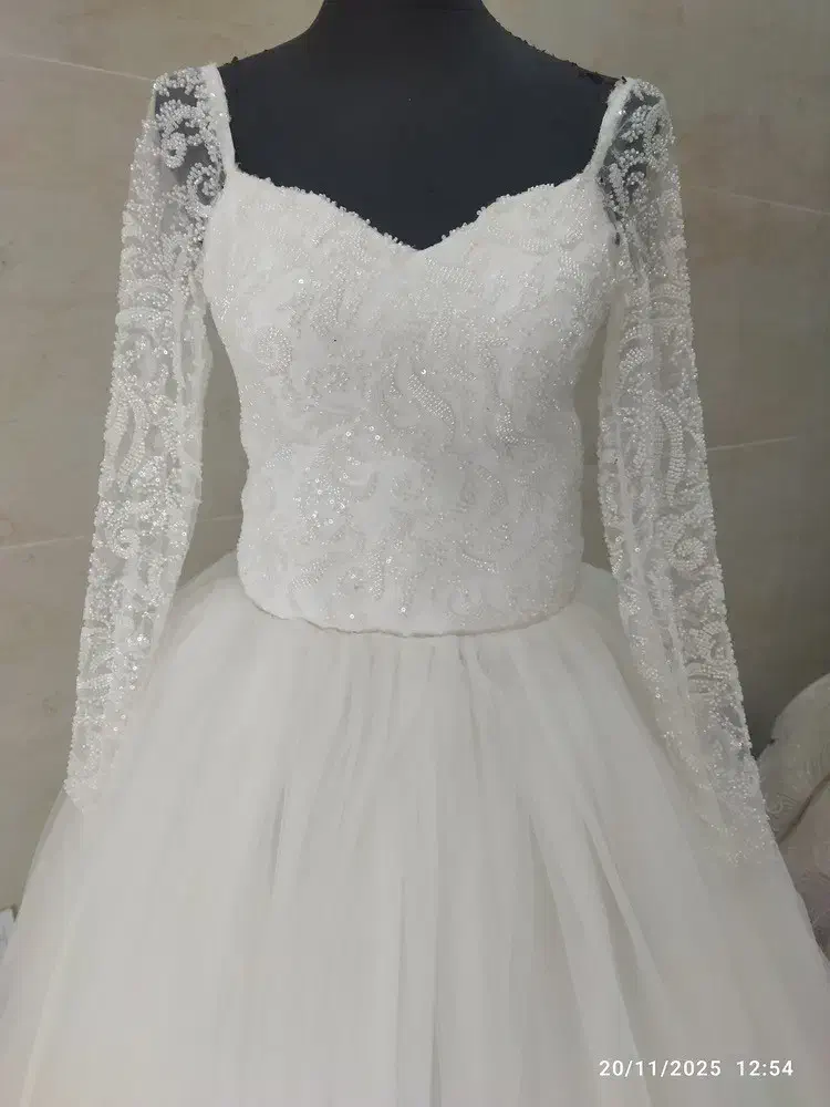 فروش لباس عروس تن پوش اول|لباس|آبیک, |دیوار