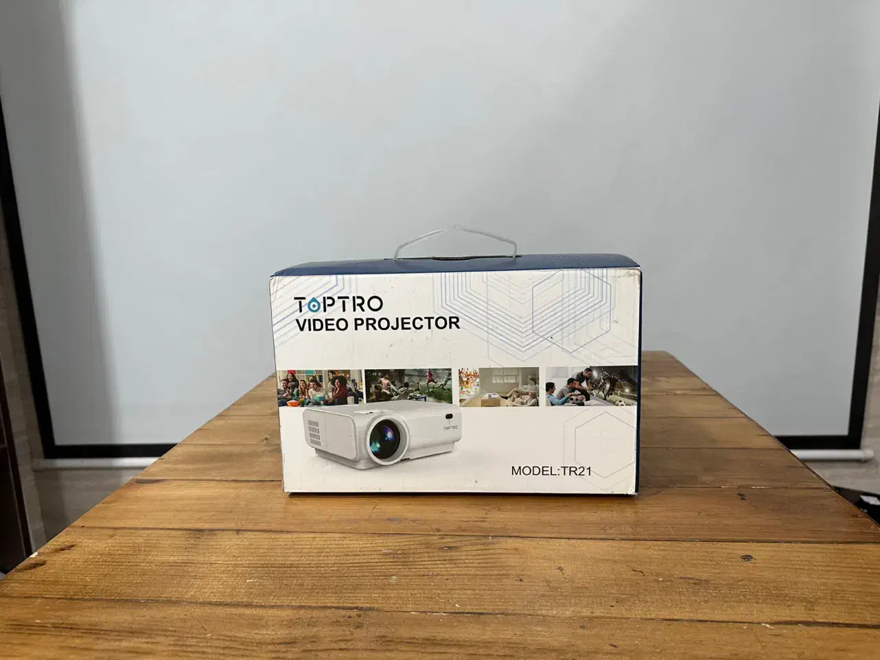 ویدیو پروژکتور آرمانی وای فای بیسیم فول پورت HDMI|تلویزیون و پروژکتور|شیراز, زرهی|دیوار