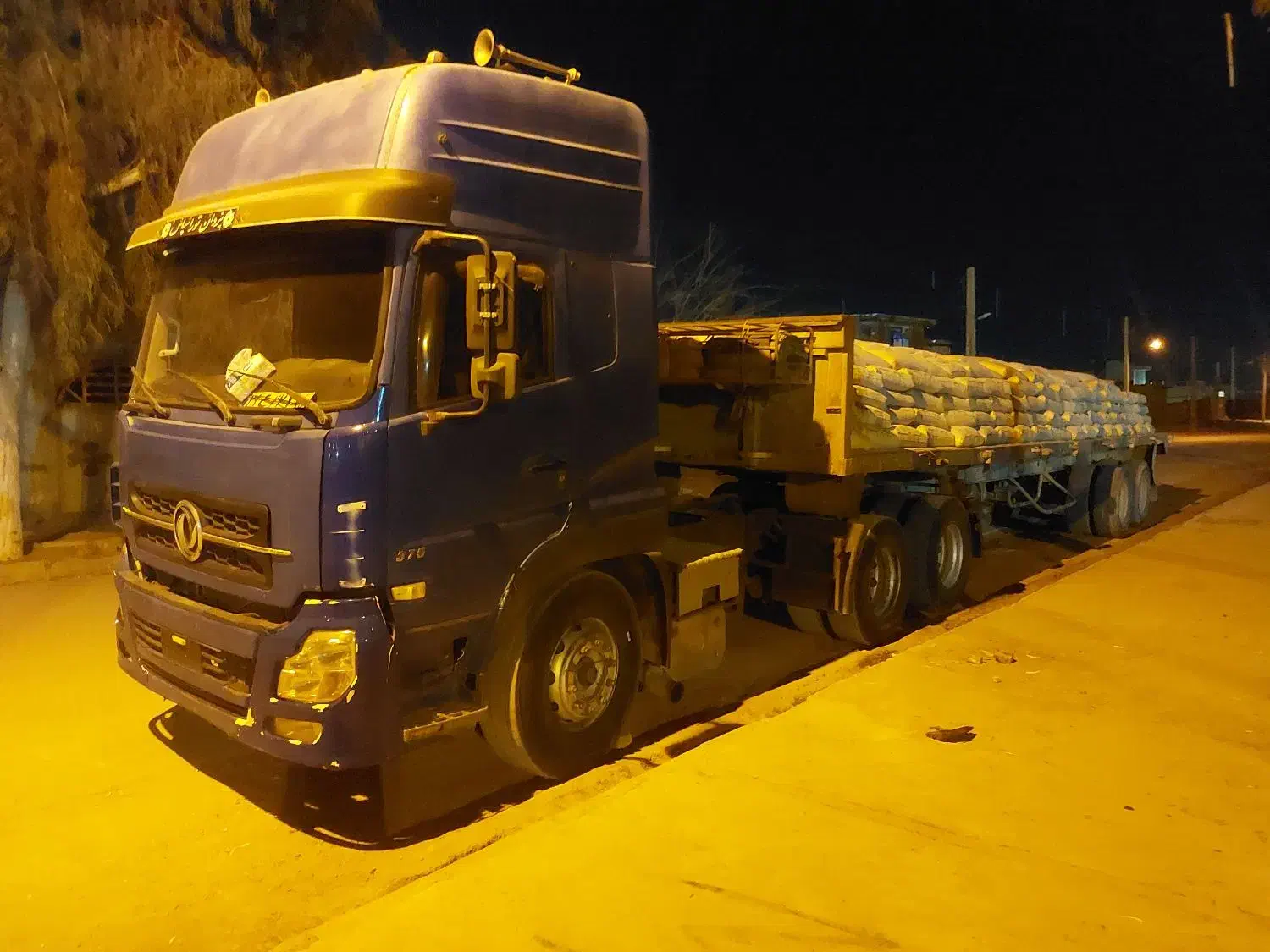 دو عدد دنگ وفنگ ۲۰۰۷|خودرو سنگین|خاش, |دیوار