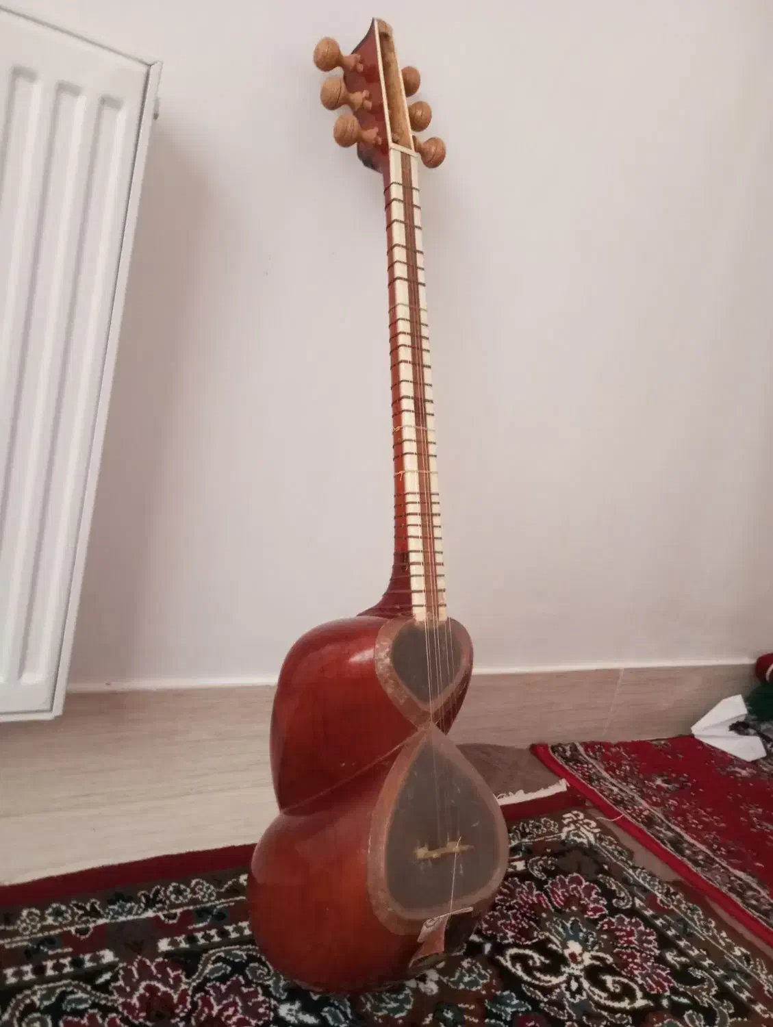 تار خوش صدا دست ساز|سازهای سنتی|اشنویه, |دیوار