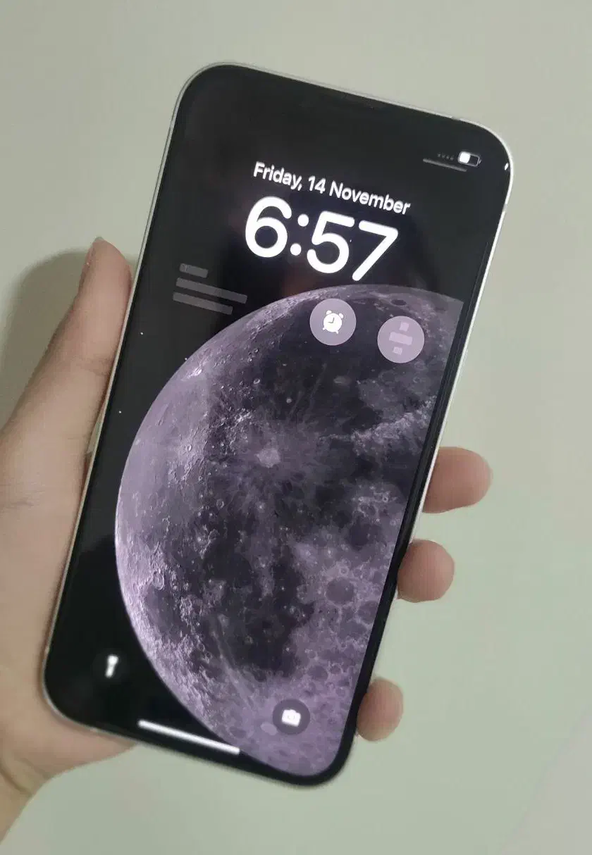 iPhone 13 normal|موبایل|اراک, |دیوار