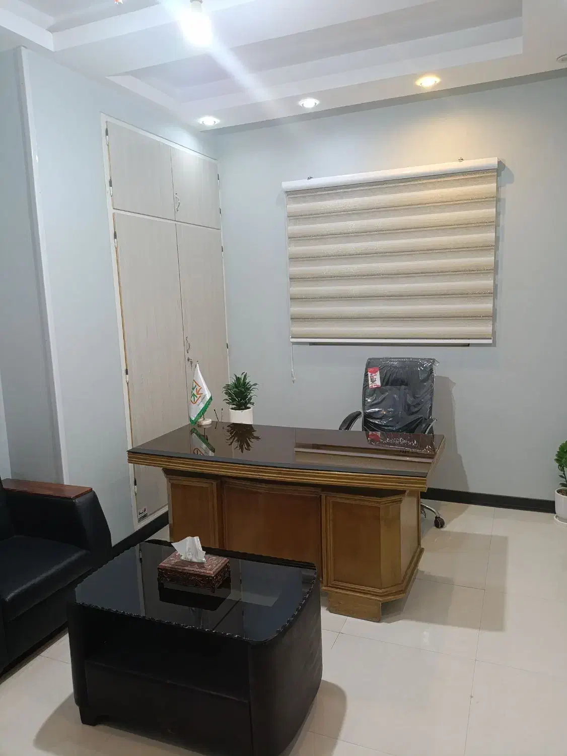 واحد اداری بزرگ سه خواب . فول امکانات|اجارهٔ دفتر کار، اتاق اداری، مطب|قم, قلعه یزدیها|دیوار