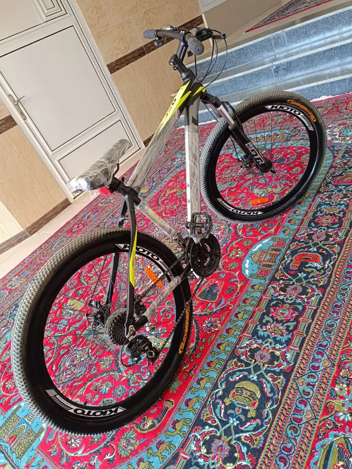 دوچرخه 28 حرفهای|دوچرخه، اسکیت، اسکوتر|بانه, |دیوار