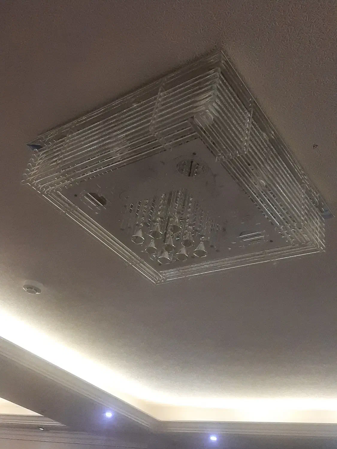 لوستر|لوستر و چراغ آویز|تبریز, |دیوار