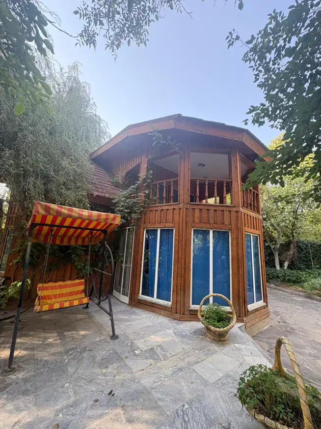 ویلای جنگلی چهار خوابه در کردان|اجارهٔ کوتاه‌مدت ویلا و باغ|هشتگرد, کوشک زر|دیوار