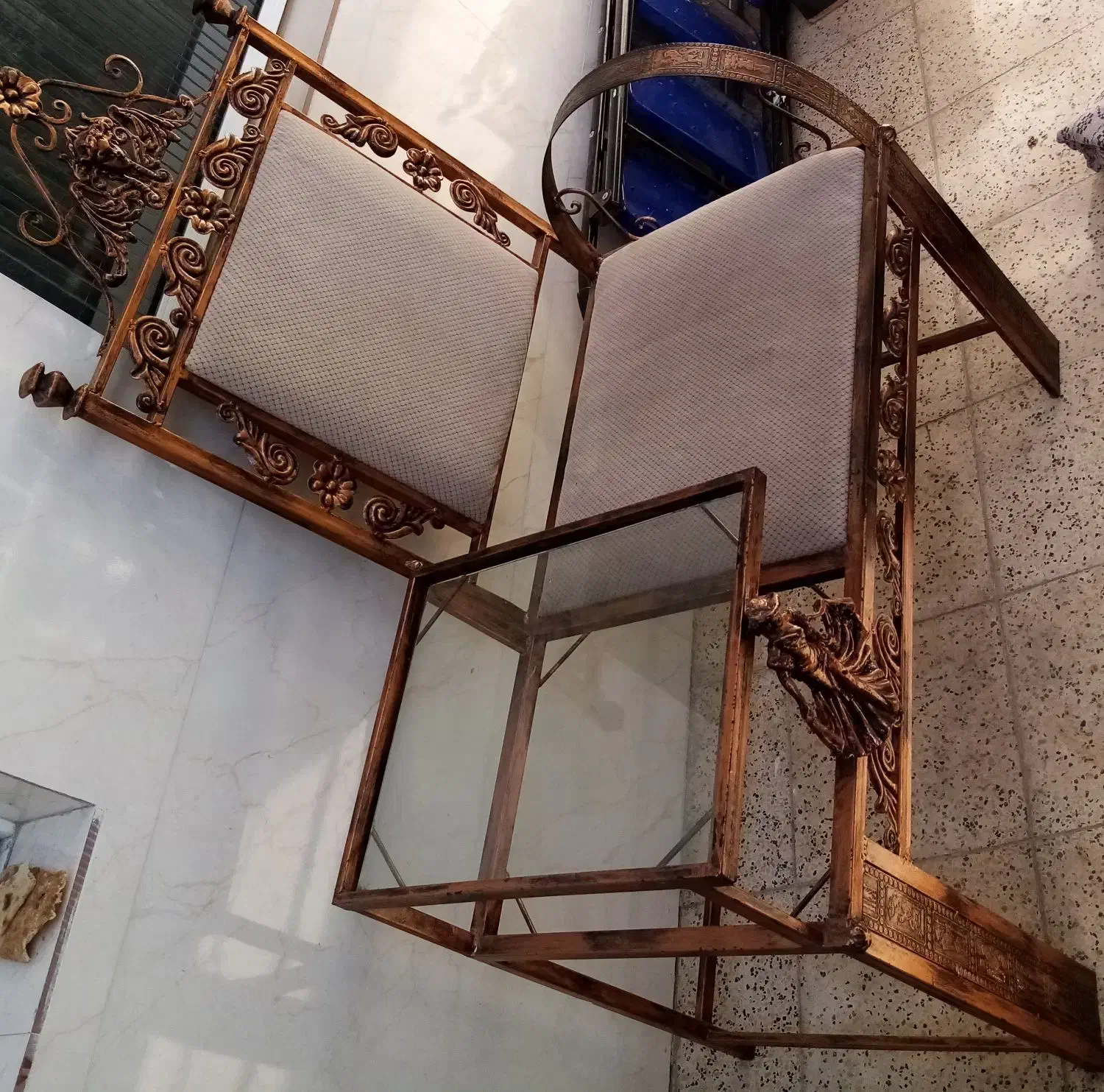 میز تلفن سلطنتی|میز تلفن|مشهد, طلاب|دیوار