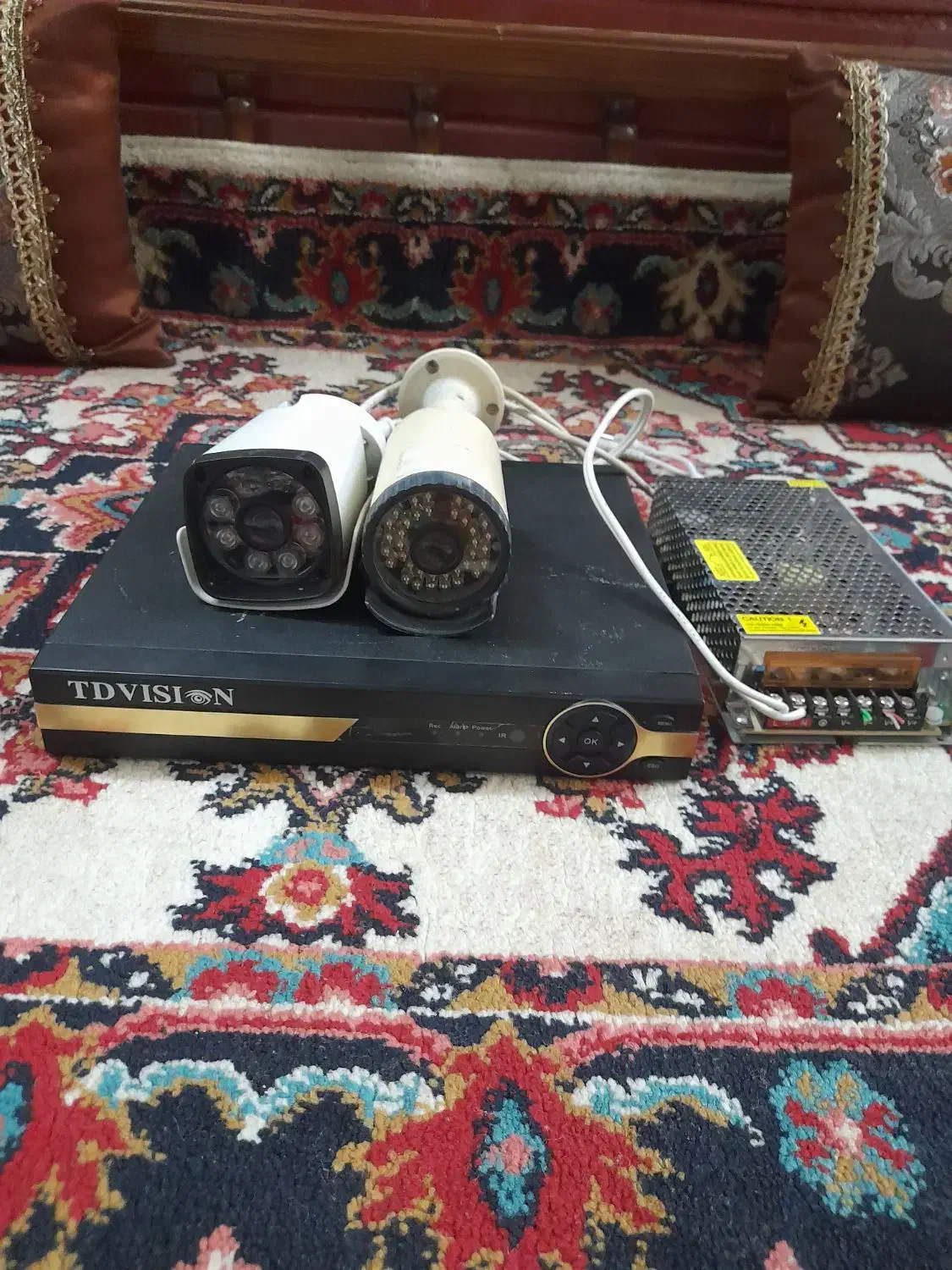 دوربین مداربسته|دوربین مداربسته|بروجرد, |دیوار