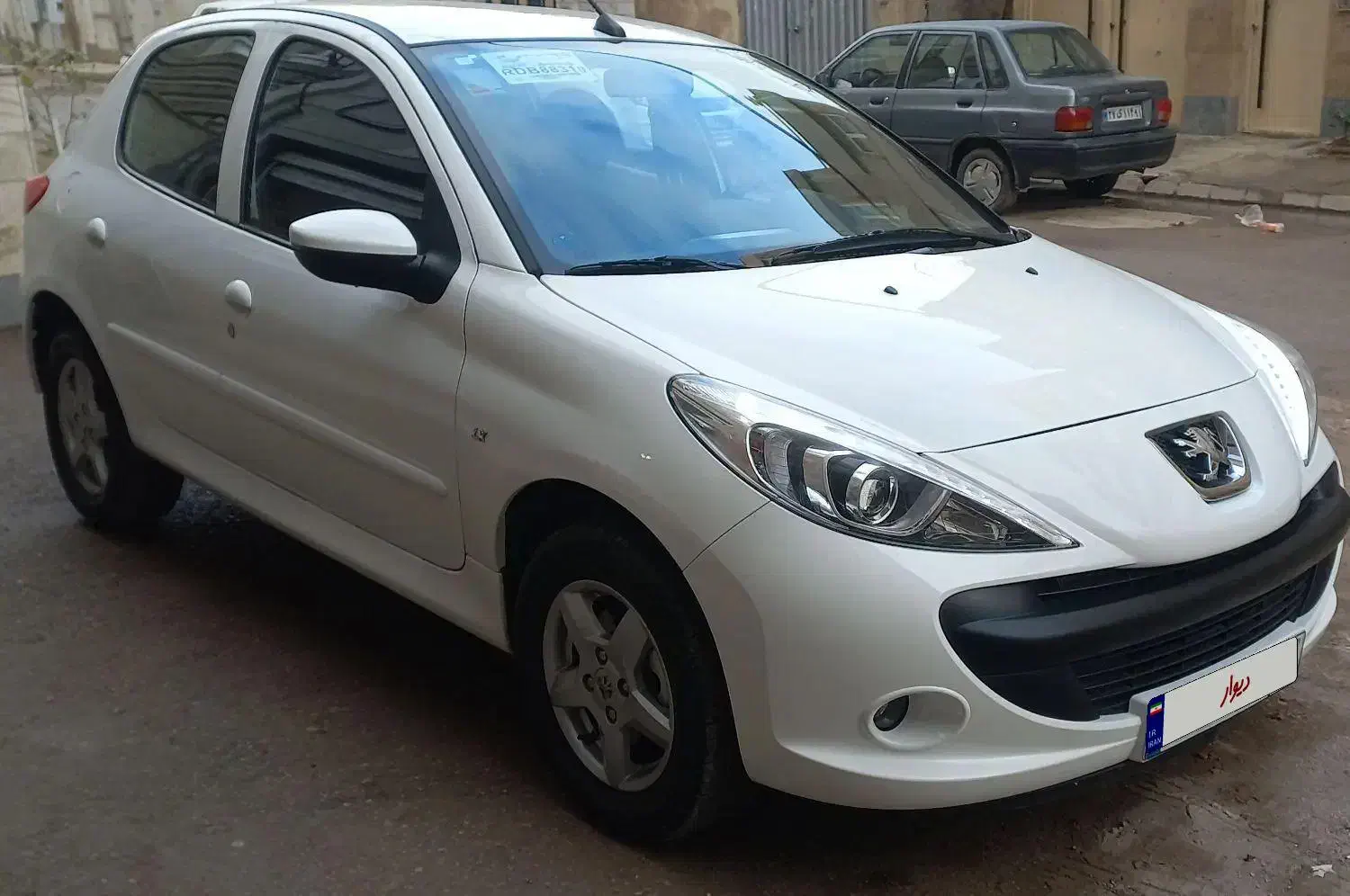 ۲۰۷درحدصفرخشک|خودرو سواری و وانت|اردبیل, |دیوار