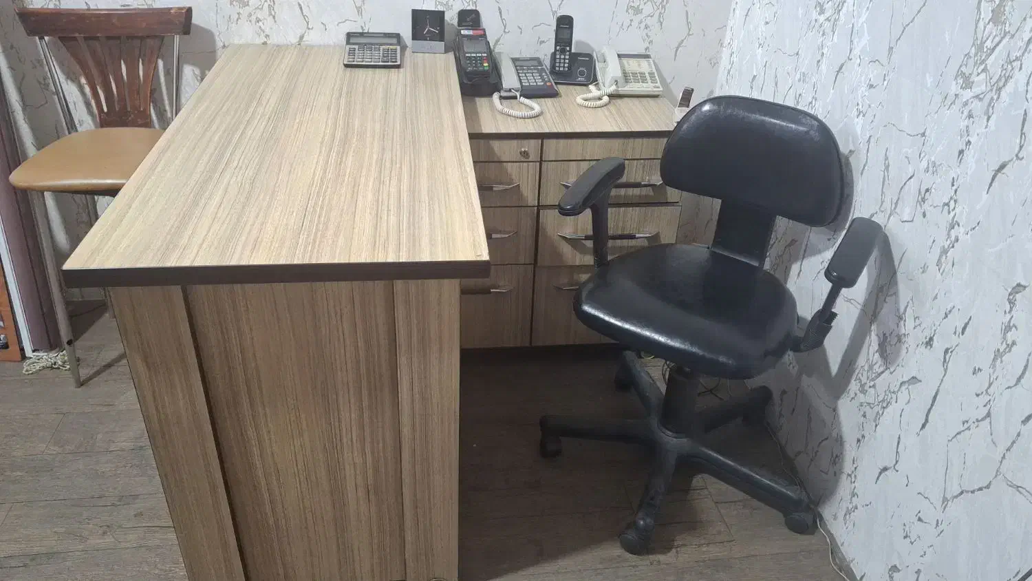 میز اداری و تحریر و برش|فروشگاه و مغازه|ورامین, ورامین|دیوار