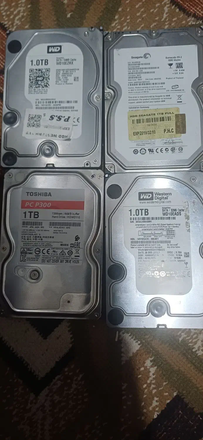 4عددهارد 1ترا سالم و ضمانتی با یه هفته مهلت تست|قطعات و لوازم جانبی رایانه|زاهدان, |دیوار