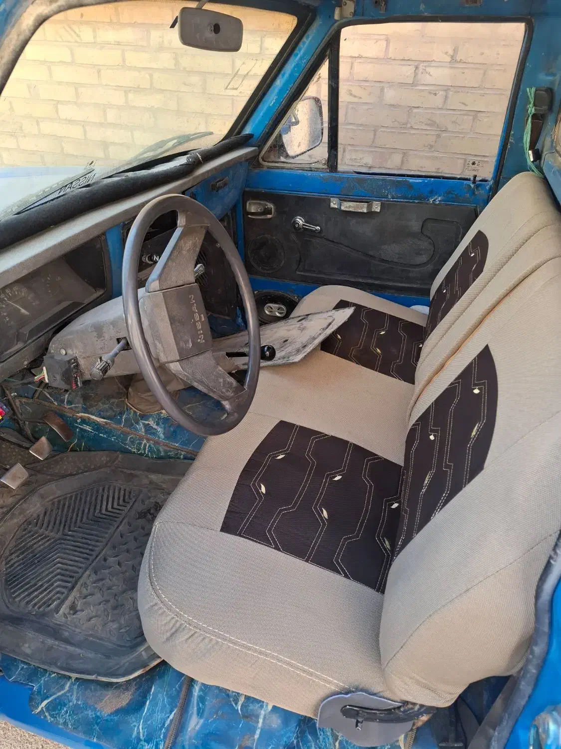 فروش نیسان مدل ۸۲|خودرو سواری و وانت|یزد, |دیوار