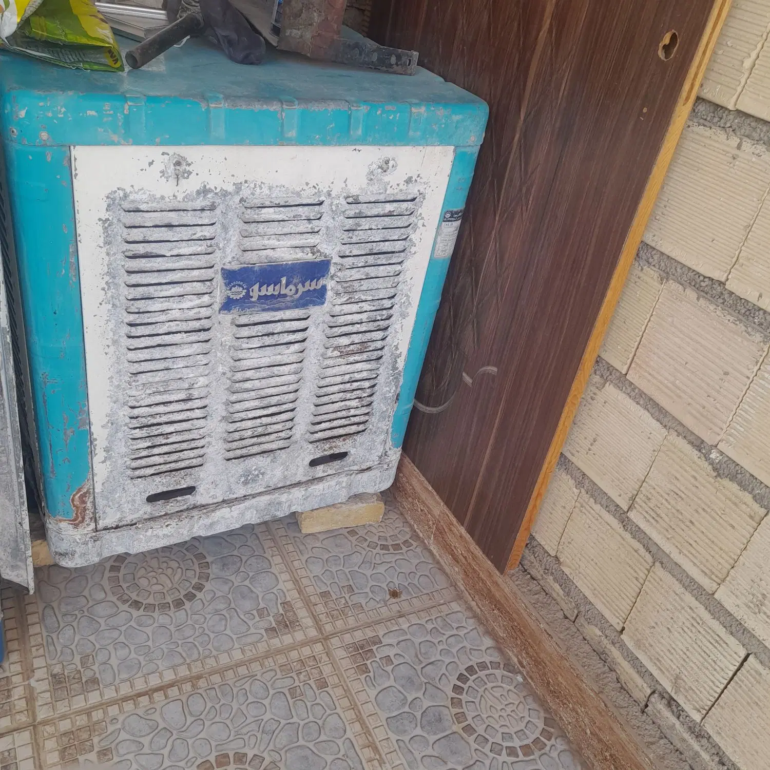 کولرآبی|کولر آبی|کوهدشت, |دیوار