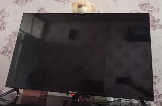 وینسنت 43 اینچ|تلویزیون و پروژکتور|مشهد, موعود|دیوار