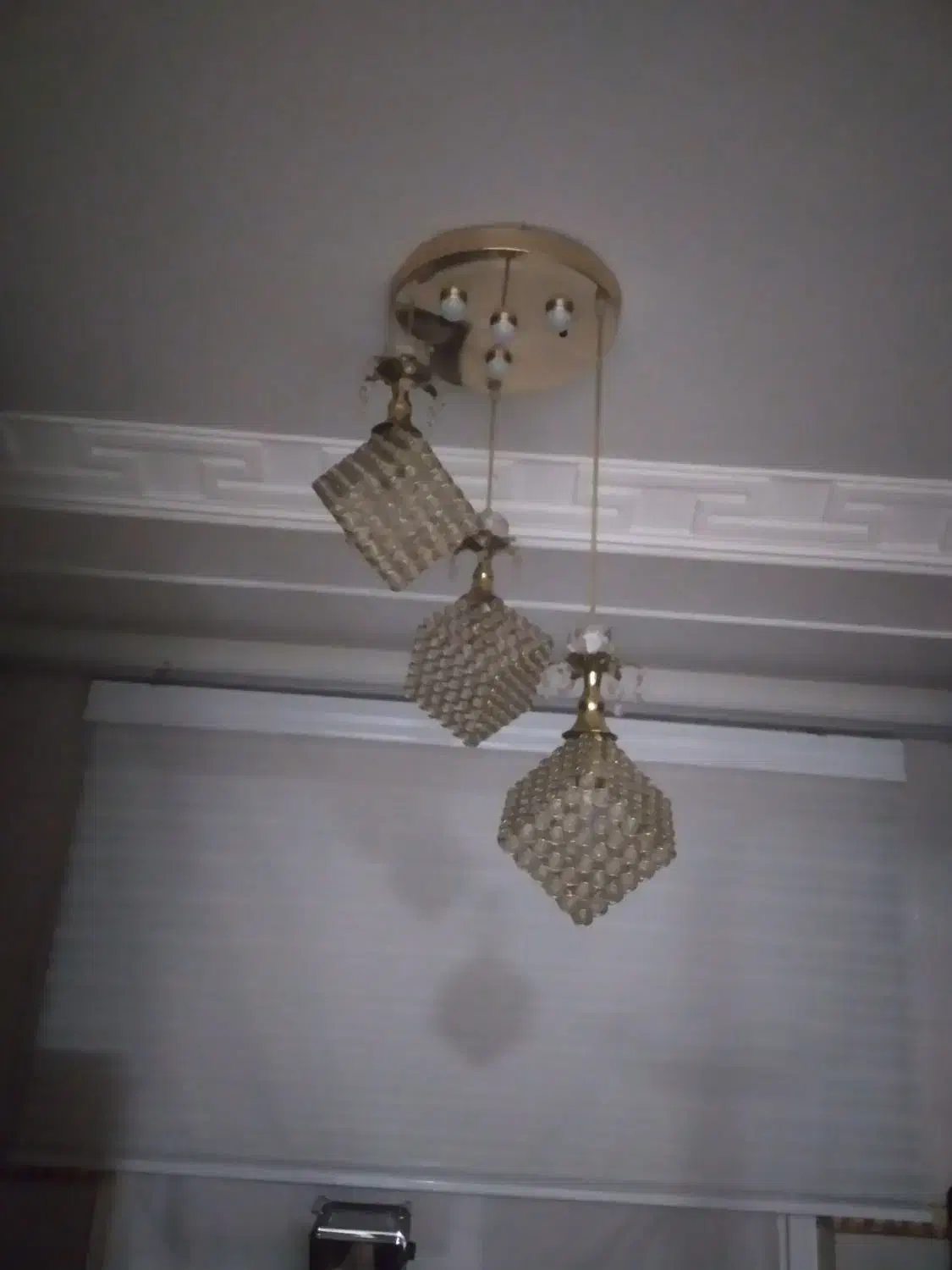 لوستر مکعبی ۳عددی|لوستر و چراغ آویز|خان ببین, |دیوار