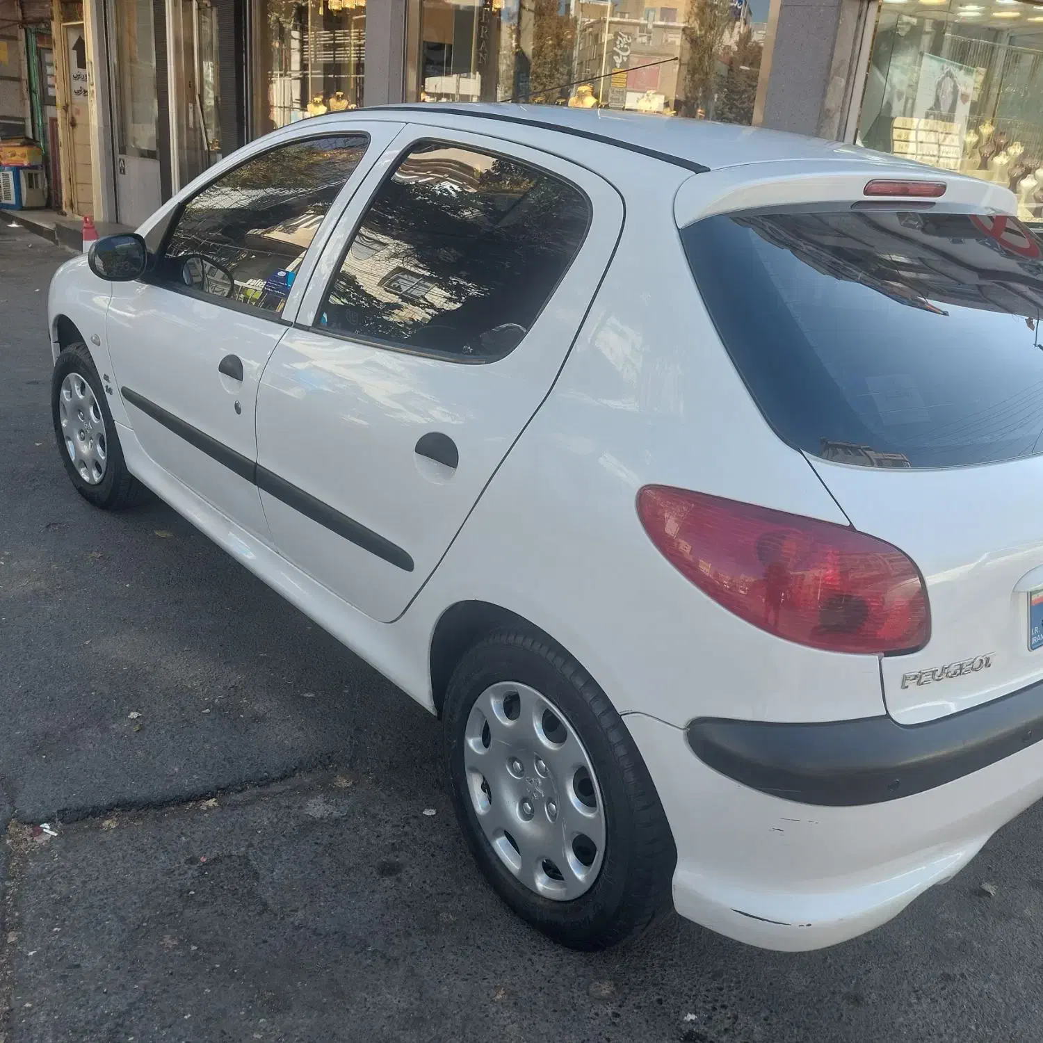 206 مدل 1400 بی رنگ|خودرو سواری و وانت|هشتگرد, شهرک ولیعصر (مصلی)|دیوار