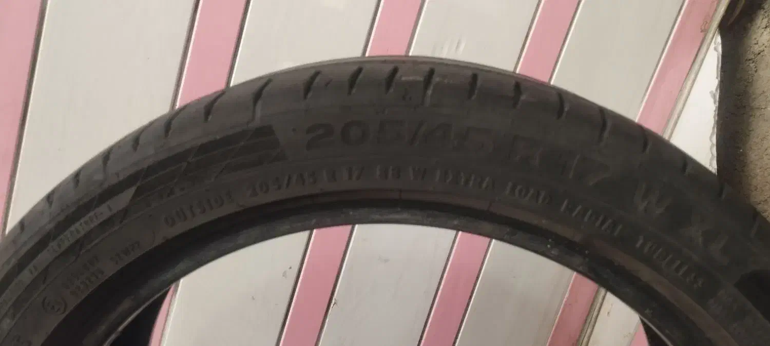 لاستیک شماره ۲۰۵.۴۵.۱۷درب بی ام و زنجیر چرخ|قطعات یدکی و لوازم جانبی|تهران, دردشت|دیوار
