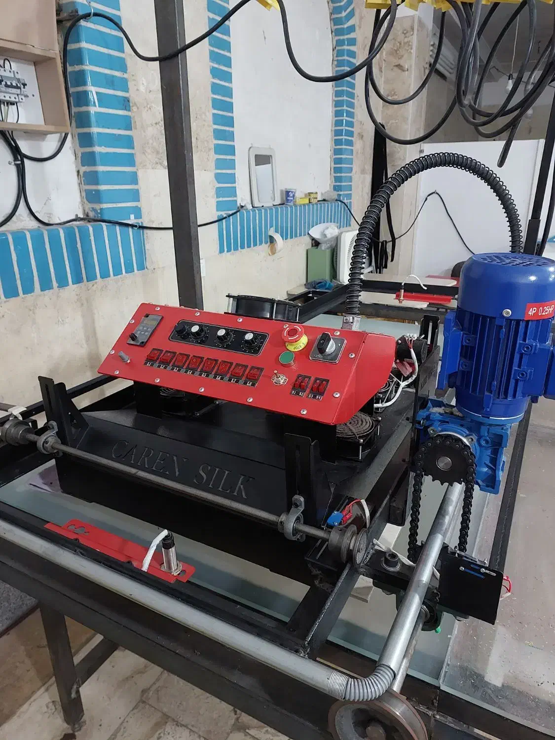 چاپ سیلک|ماشین‌آلات صنعتی|ری, علایین|دیوار