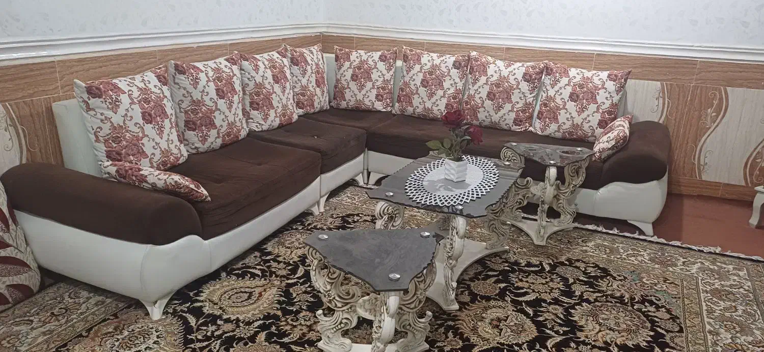 مبل ال هفت نفره درحدنو ویک جلومبلی ودوعدد میزعسلی|مبلمان خانگی و میز عسلی|اهواز, کارون|دیوار