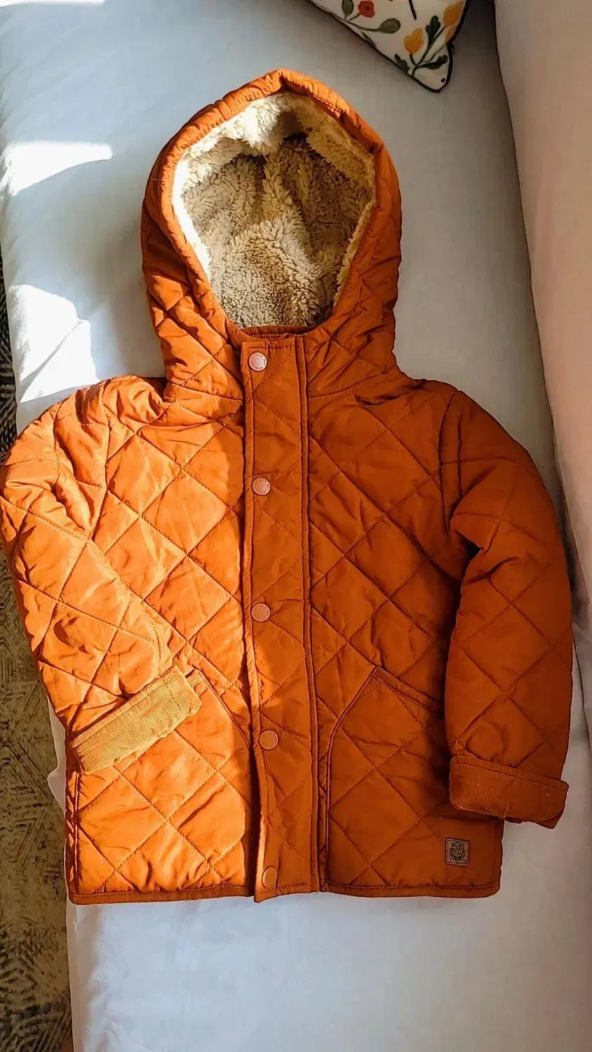 لباس کودک|کفش و لباس بچه|رشت, دباغیان|دیوار