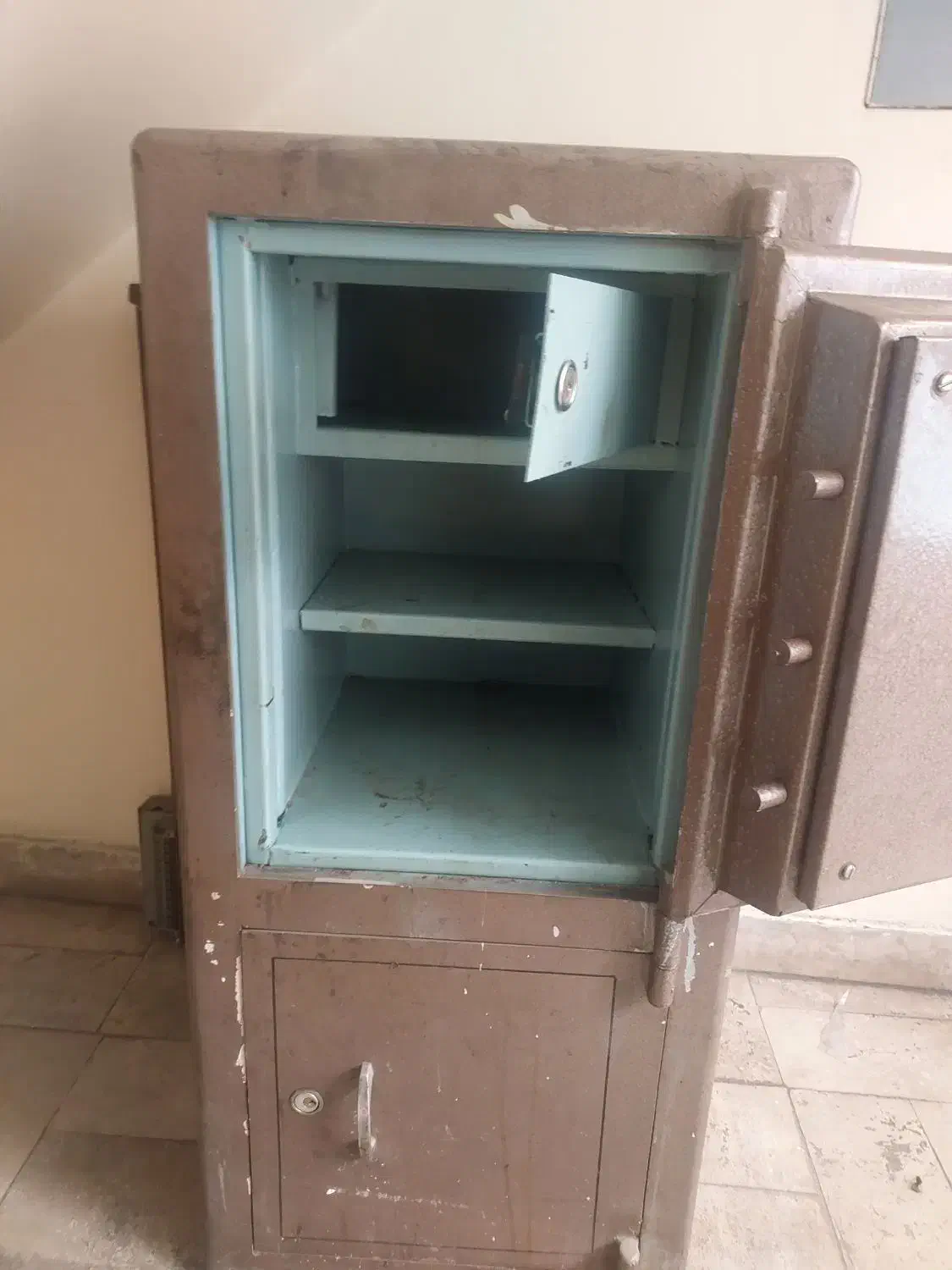 گاو صندوق قدیمی سالم|ابزارآلات|تهران, حشمتیه|دیوار