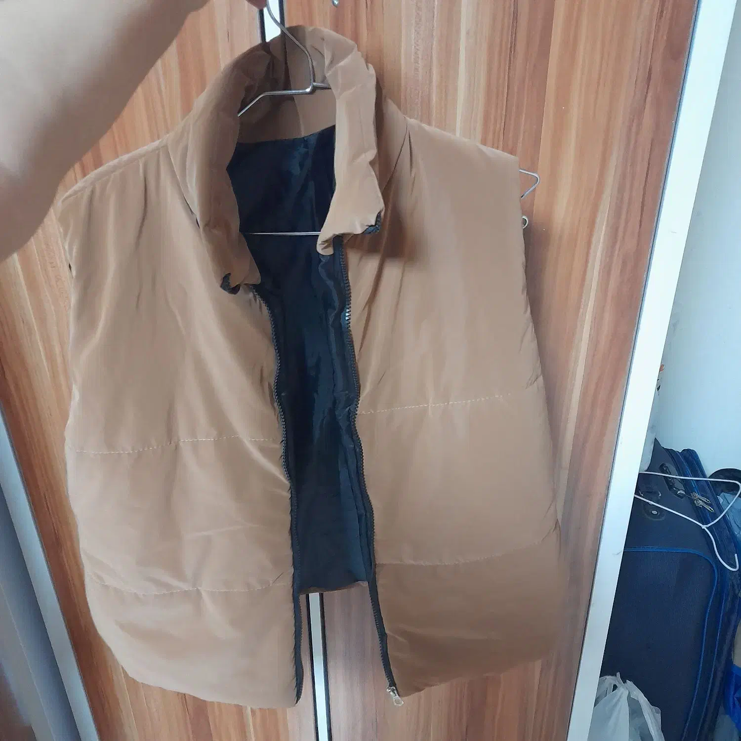 پافر کاراملی|لباس|رشت, شهرک قدس|دیوار