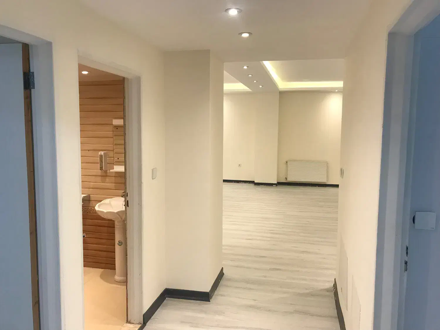 ۱۲۰ متر اداری بی تکرار چهارراه اجاق|فروش دفتر کار، اتاق اداری، مطب|کرمانشاه, |دیوار