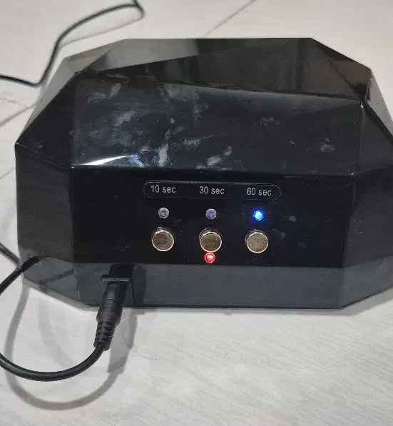 دستگاه لاک خشک کن یووی|آرایشی، بهداشتی، درمانی|بندرعباس, |دیوار