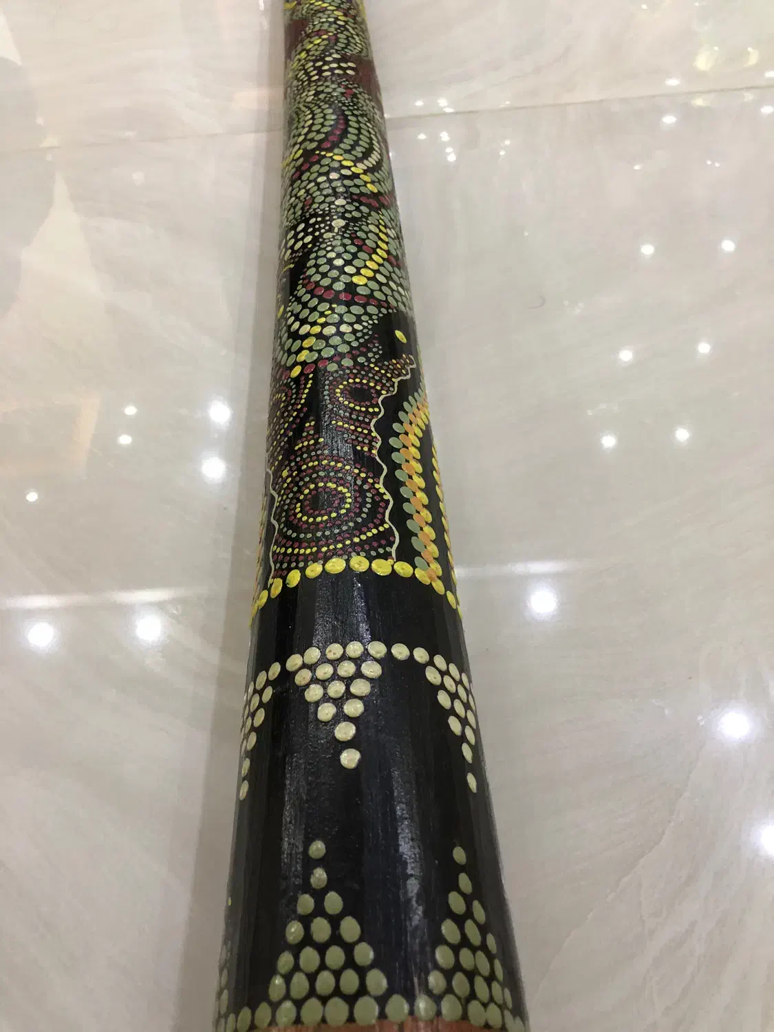 دیجیریدو ، پن فلوت|سازهای بادی|شیراز, زرگری|دیوار