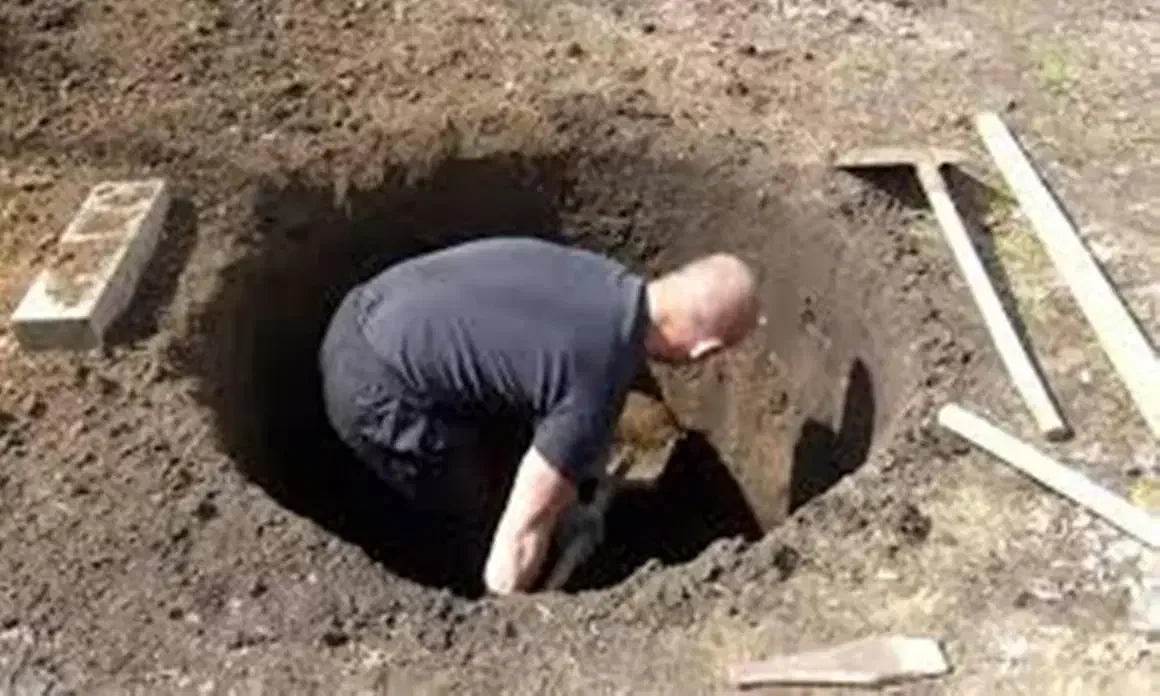 سیمانکاری و حفاری چاه دستی|خدمات پیشه و مهارت|مرند, |دیوار