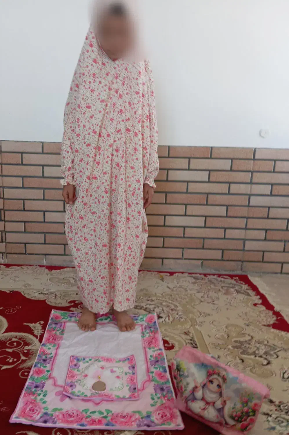 پک جشن تکلیف|لباس|آباده, |دیوار