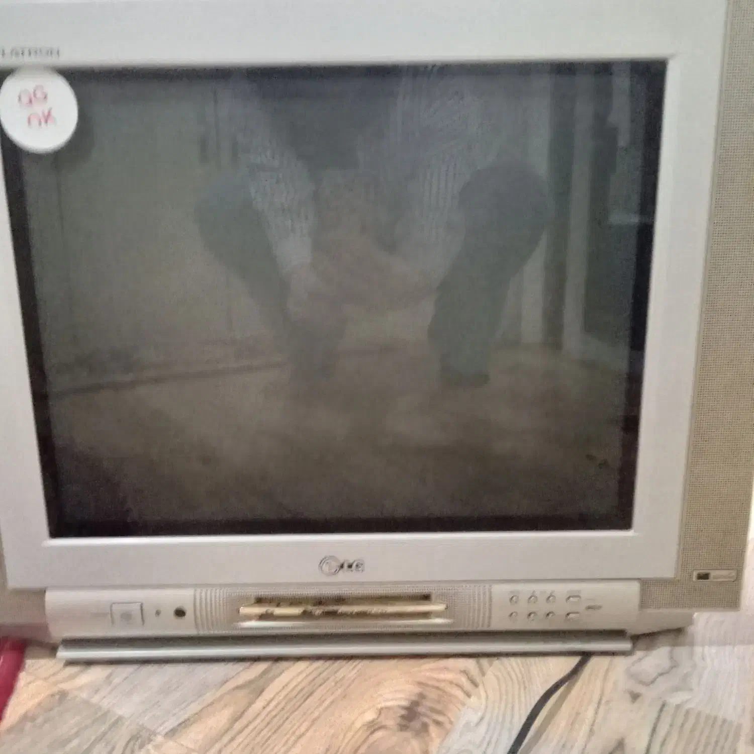 تلویزیون|تلویزیون و پروژکتور|سنگر, |دیوار