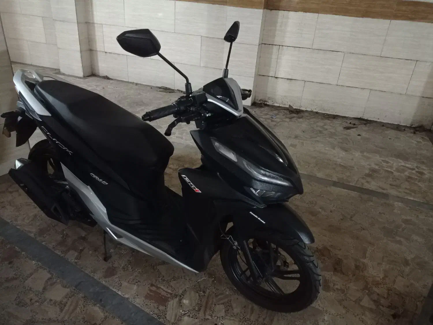 فروش موتورسیکلت کلیک ۱۷۰|موتورسیکلت|صومعه‌سرا, |دیوار