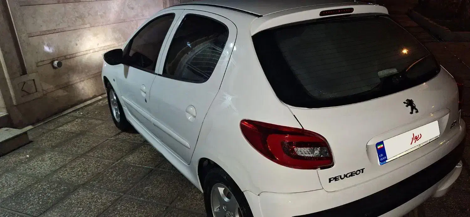 207 مدل 98|خودرو سواری و وانت|شیراز, گل سرخ|دیوار