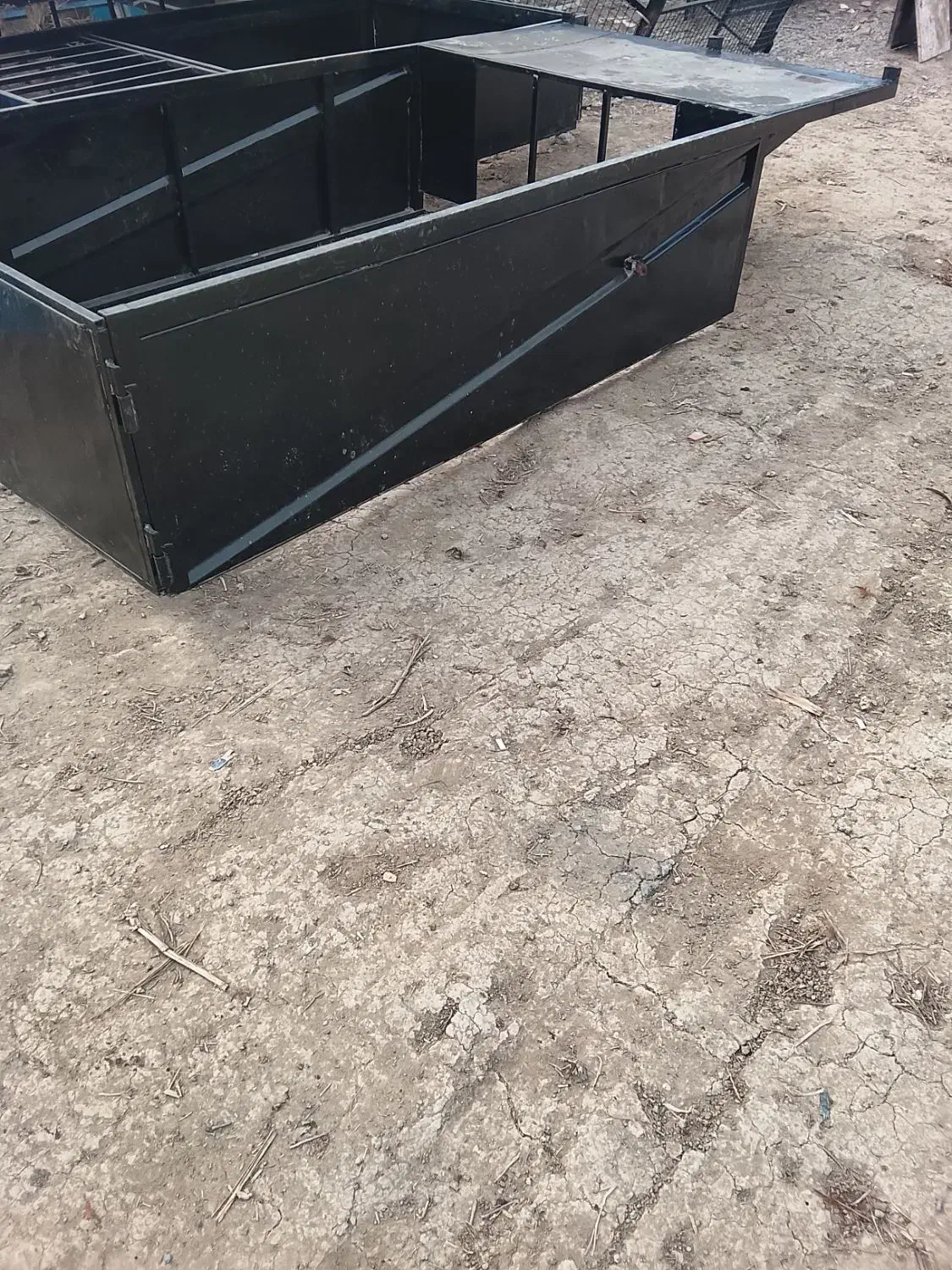 باربندمزدا نبشی داخل معاوضه با چادری|قطعات یدکی و لوازم جانبی|گرگان, |دیوار