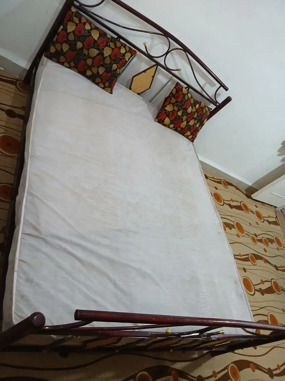 تخت خواب فلزی|تخت و سرویس خواب|اهواز, اسماعیلیه|دیوار