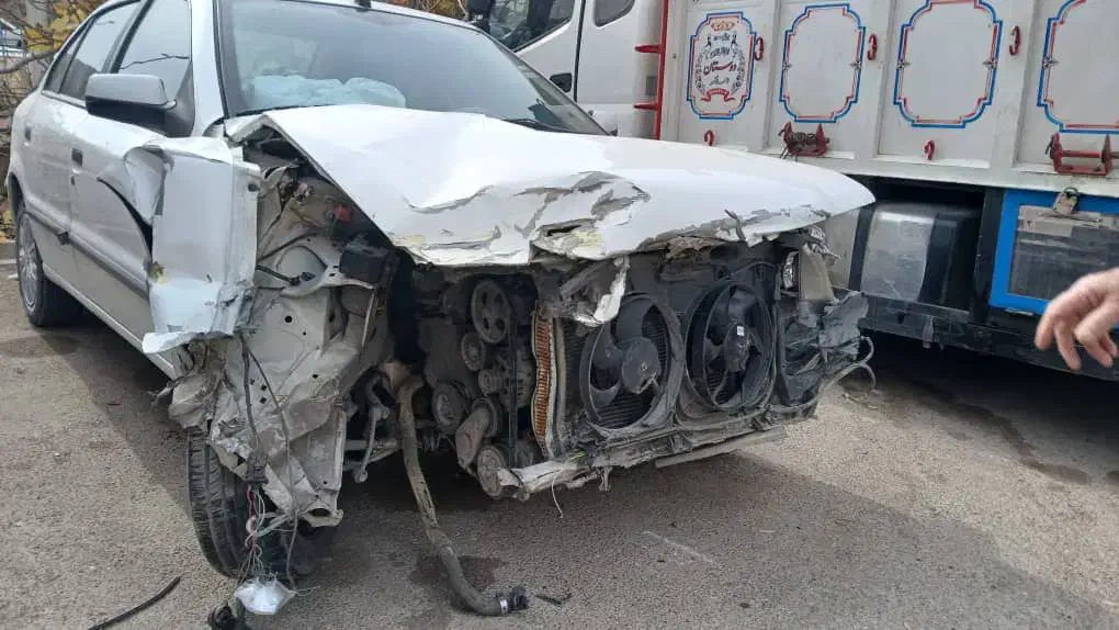 سمند مدل ۹۴ تصادفی (کم ضربه)|خودرو سواری و وانت|شیراز, عادل آباد|دیوار