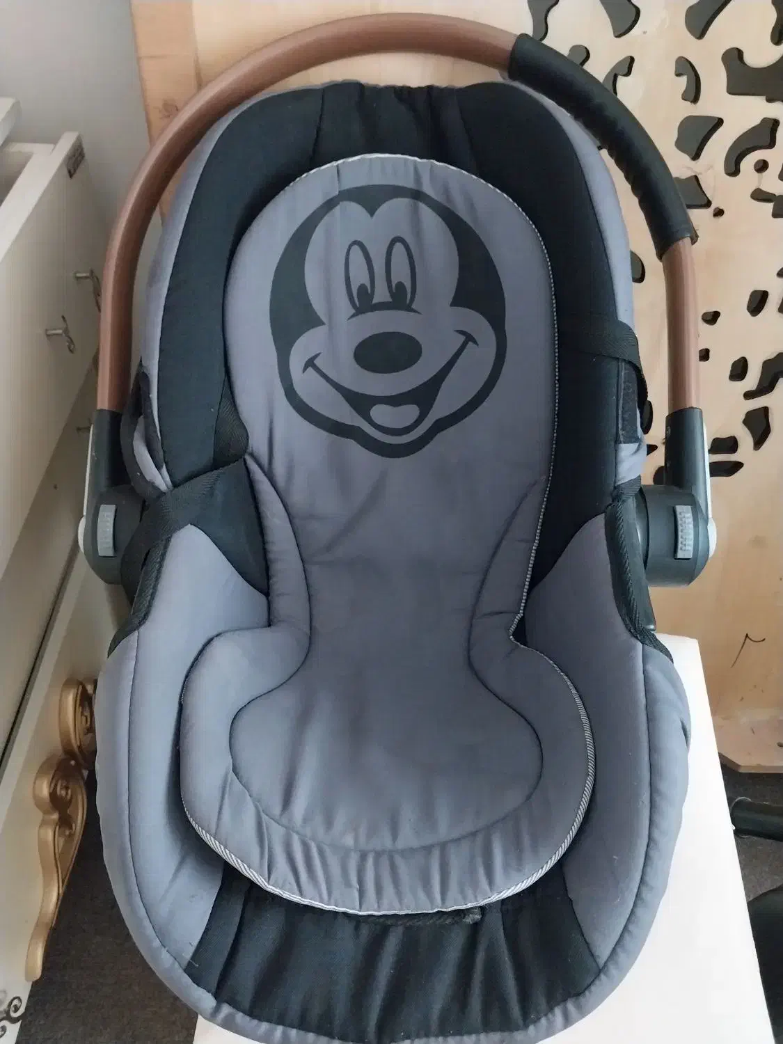 وسایل بچه..|کالسکه و لوازم جانبی|ابهر, |دیوار