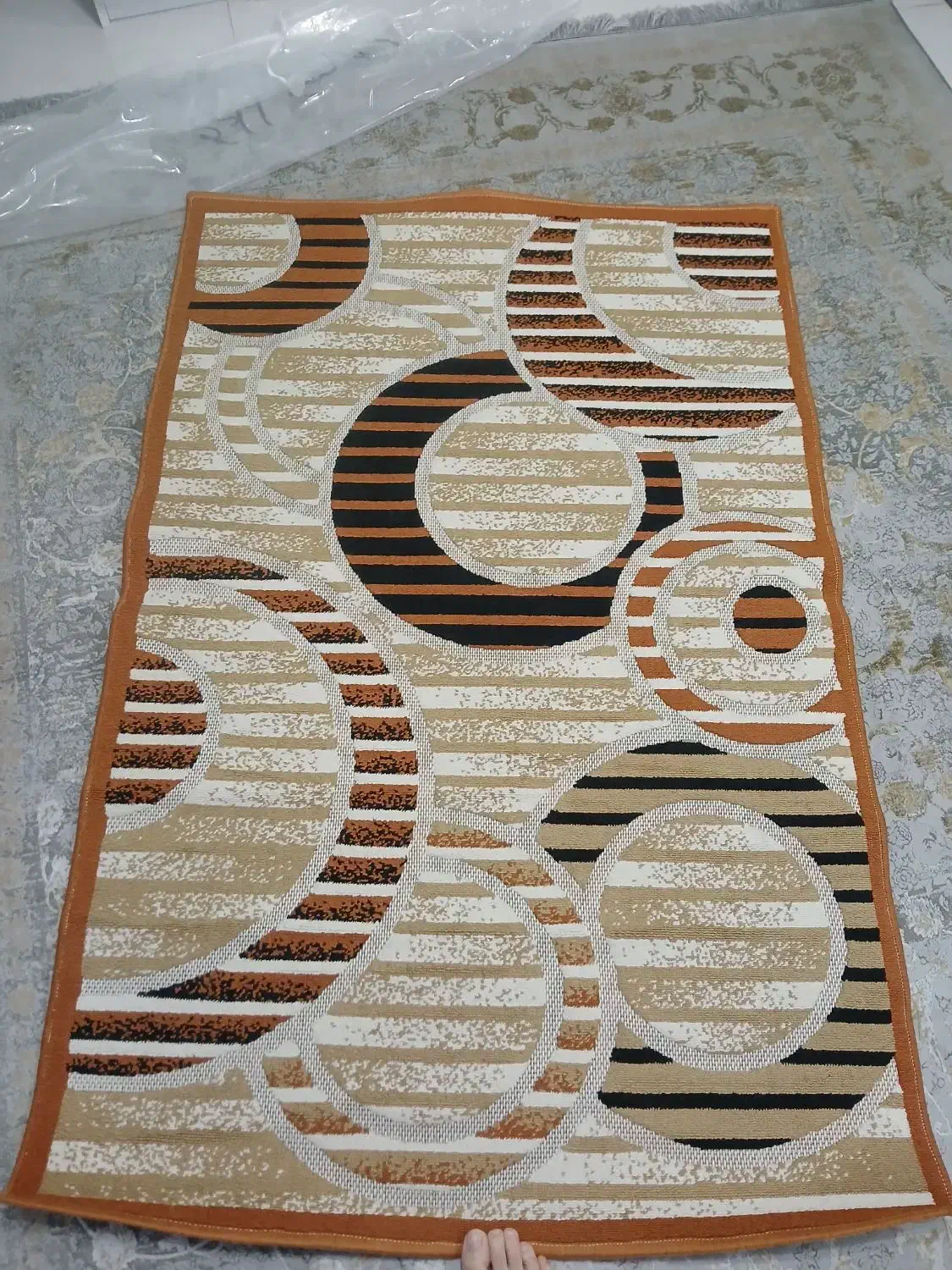 قالیچه سالم|گلیم، جاجیم، گبه|رشت, کوی طالقانی|دیوار