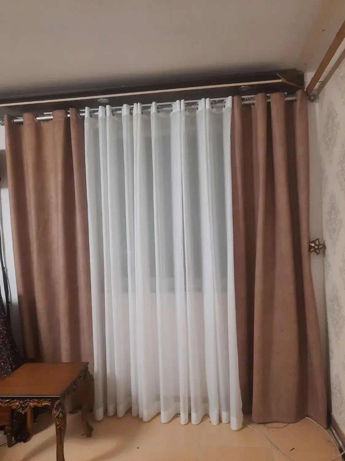 پرده پذیرایی برای دوتا پنجره|پرده، رانر، رومیزی|بندر انزلی, شالیور|دیوار