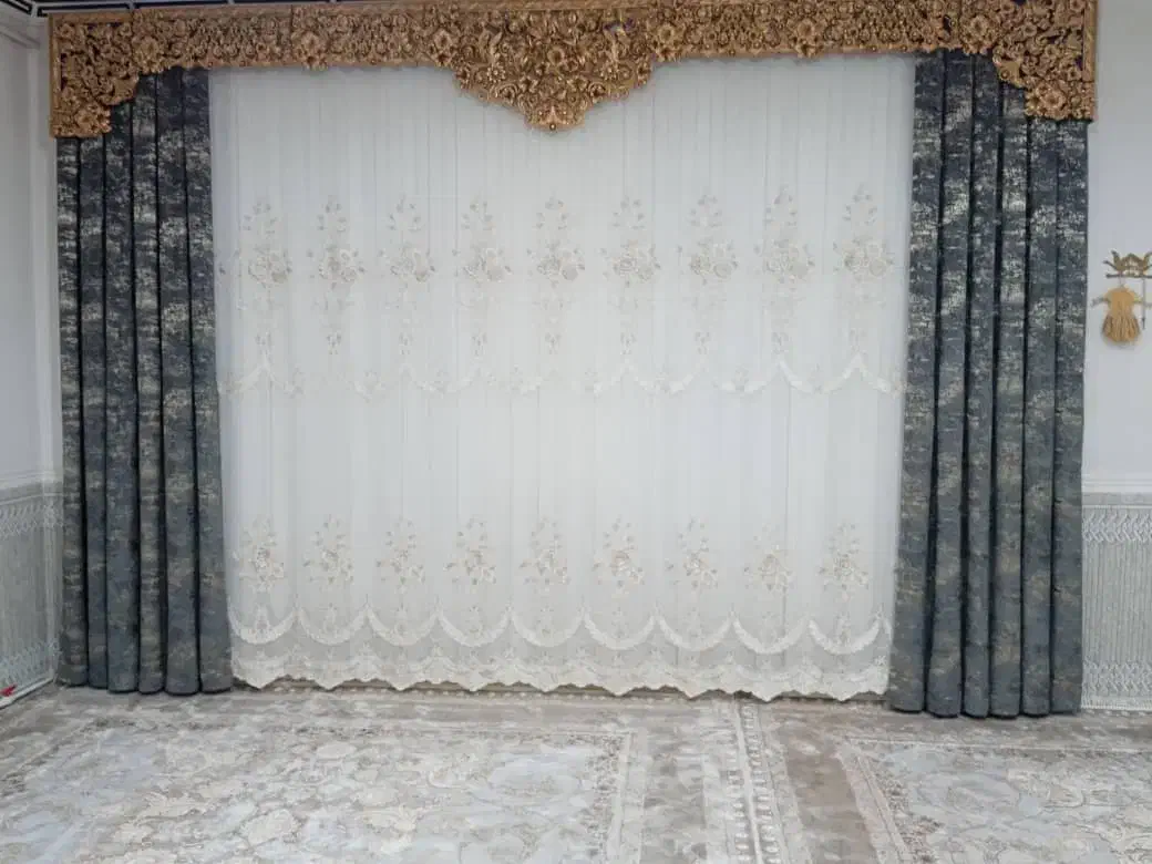 دوتا شال پرده طلا کوب طوسی هر دوتا ۳نیم جنس خوب|پرده، رانر، رومیزی|نورآباد, |دیوار