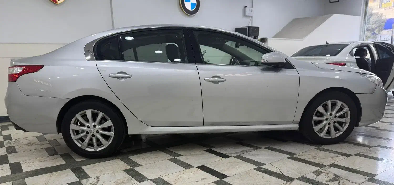 رنو لیتیود مدل ۲۰۱۲ / فروش اقساطی|خودرو سواری و وانت|تهران, علم و صنعت|دیوار