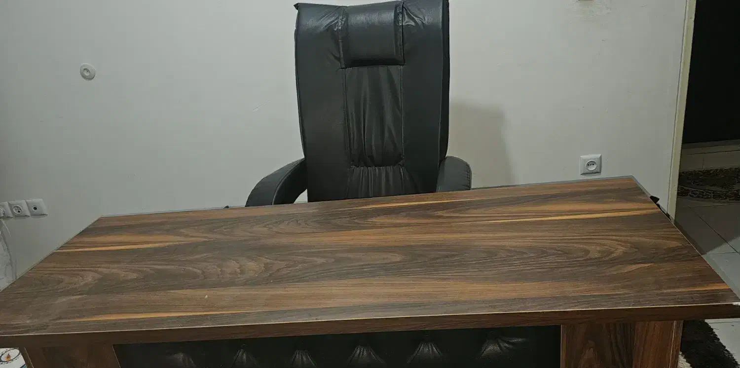 میز و صندلی اداری،مدیریت ،دفتری|مبلمان اداری|کرمان, |دیوار