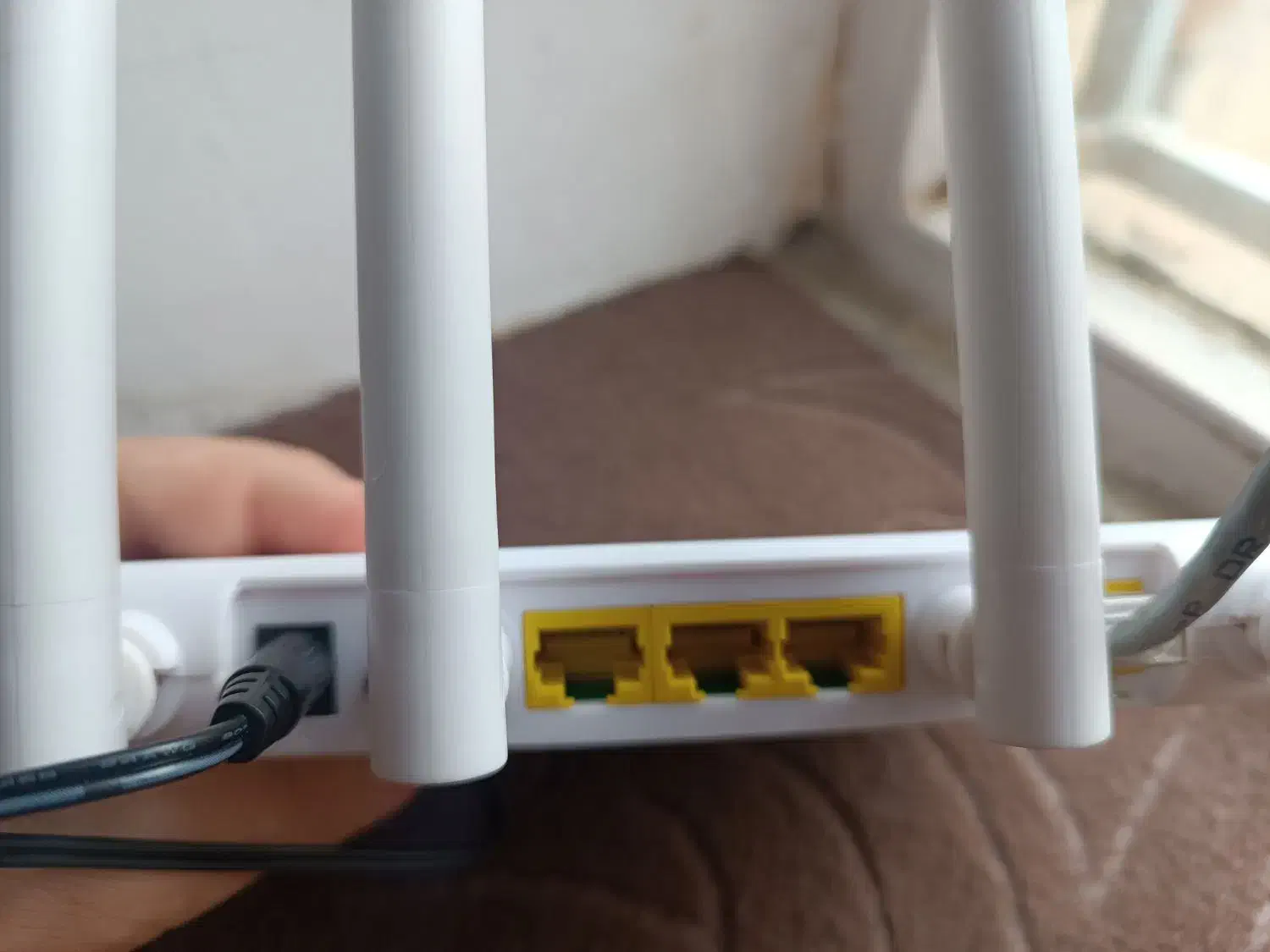 مودم نتربیت چهار کانال با باند فرکانسی بالا|مودم و تجهیزات شبکه|بروجرد, |دیوار