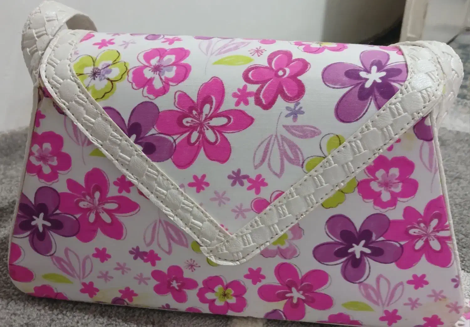 چادر|لباس|اندیمشک, |دیوار